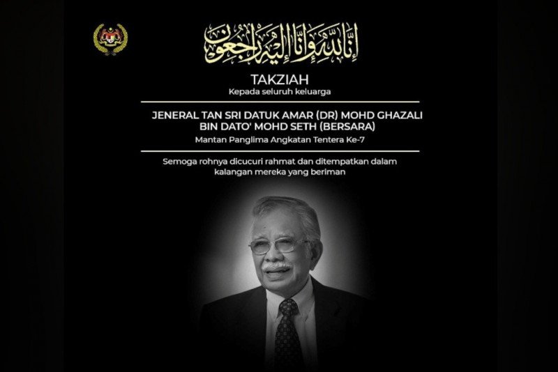 Ex-defence forces chief Mohd Ghazali dies at 92