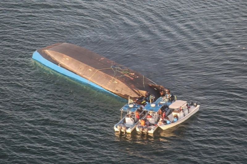 India ferry crash: 1 dead, dozens feared missing 