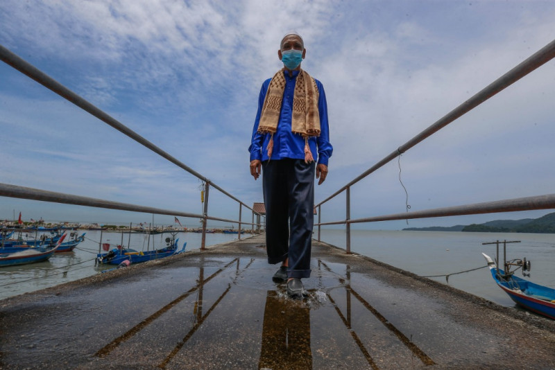 ‘For the sake of ecology, marine life, scrap Penang land reclamation’