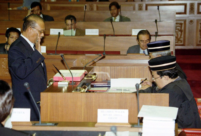 Ex-Senate deputy speaker Gapar Gurrohu dies at 76