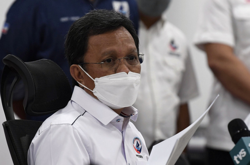 Warisan needs transparency to support migrant cards: Shafie