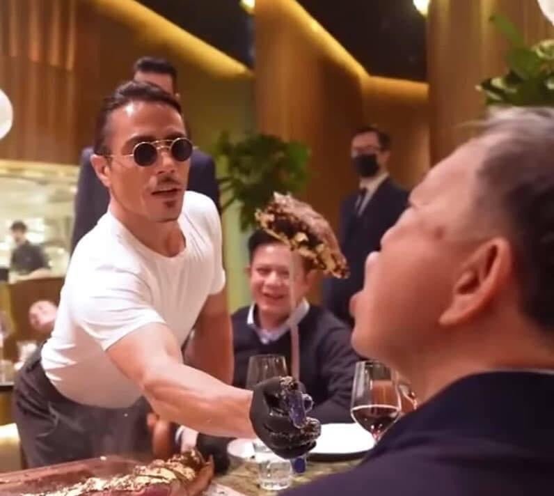 Vietnamese enraged over minister’s gold-leaf steak