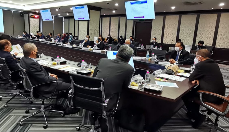 Bornean govt MPs get ‘lively and fruitful’ briefing on MA63