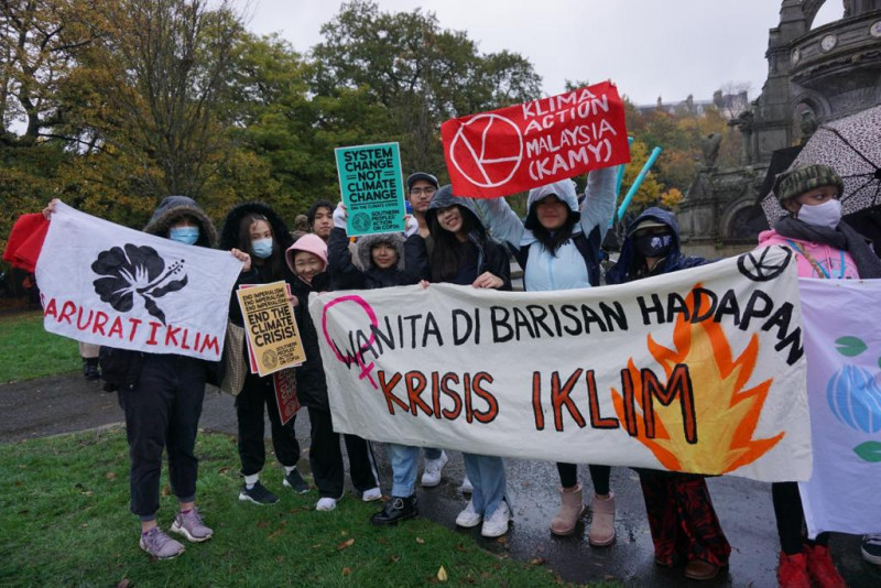 Demanding radical measures: Malaysians march in UK over climate change inaction