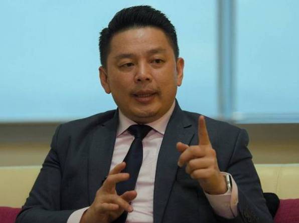 Respond to foreign court order to pay RM63 bil to Sulu sultanate heirs: Leiking