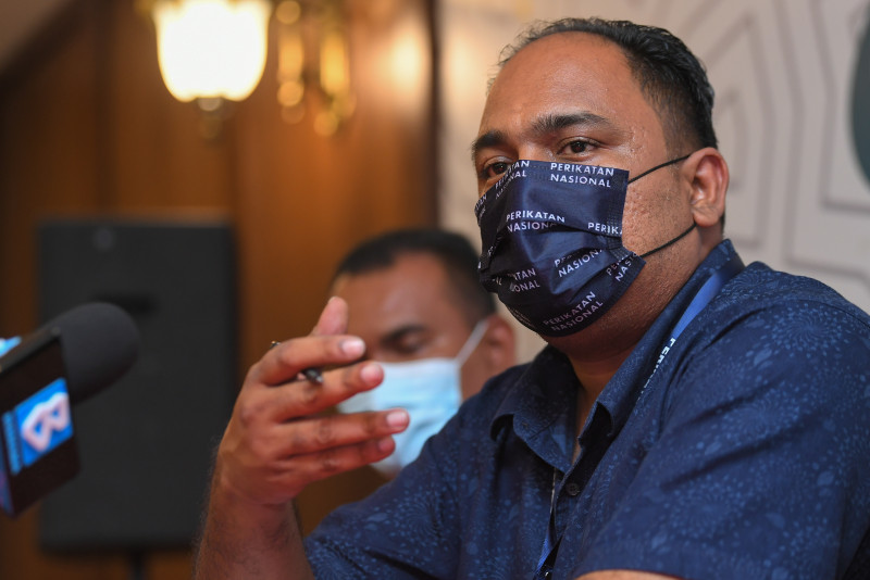 Perikatan’s Azrudin promises to fix Pengkalan Batu's flooding woes in 100 days