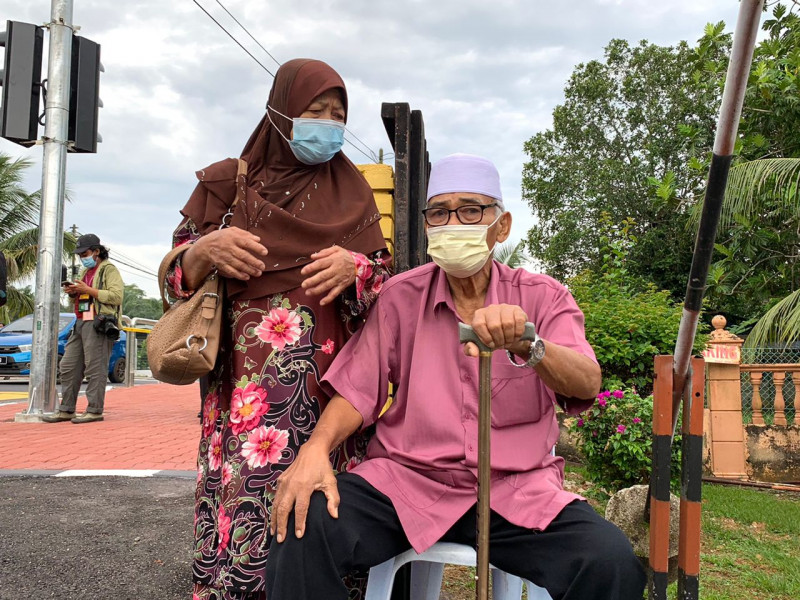 Where are the wheelchairs? Lack of mobility aid at Melaka polling centres a nuisance
