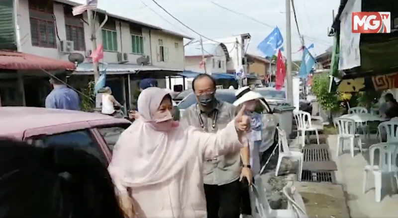 Zuraida still campaigning? Video shows minister meeting people