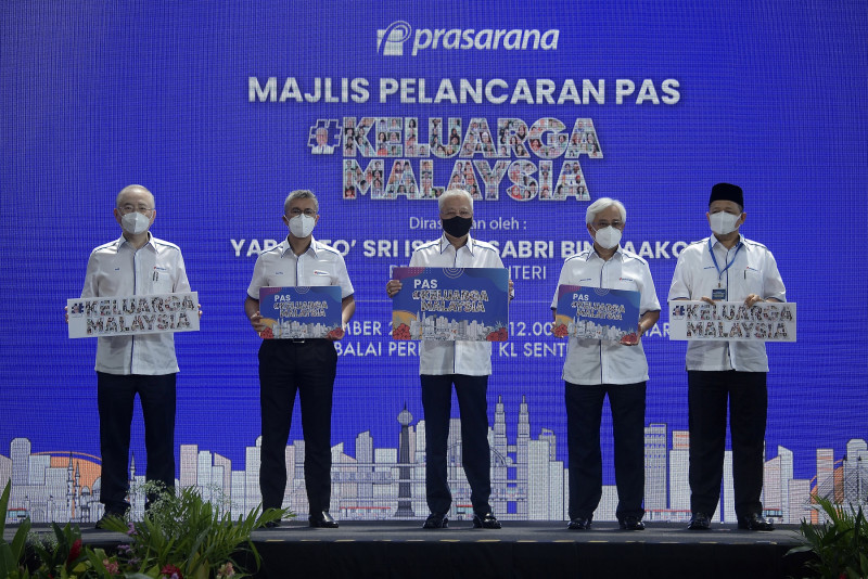 PM launches Keluarga Malaysia pass for public transport to encourage tourism