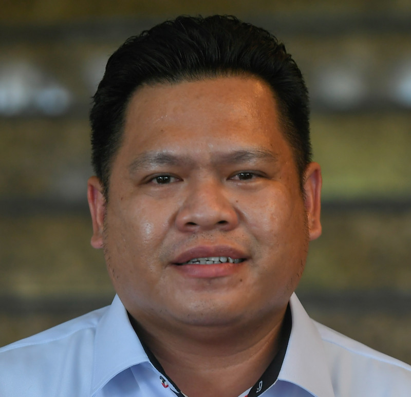 Late James Masing’s nephew pledges to continue developing Baleh