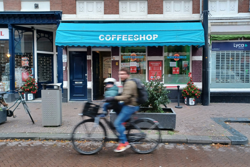 Covid-19 lifts Dutch ‘coffee shop’ trade to new highs