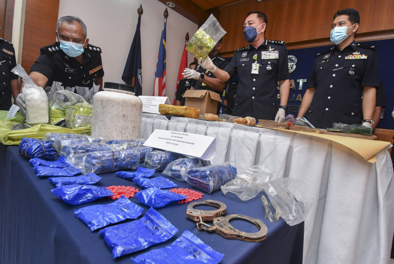 Kelantan cops seize psychotropic pills, syabu worth RM760,000