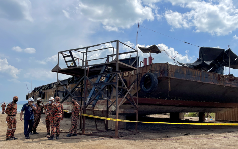 Barge explosion at Penang shipyard kills 1, injures 5