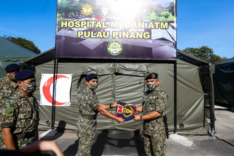 Armed forces ready to reopen field hospitals for possible Omicron surge