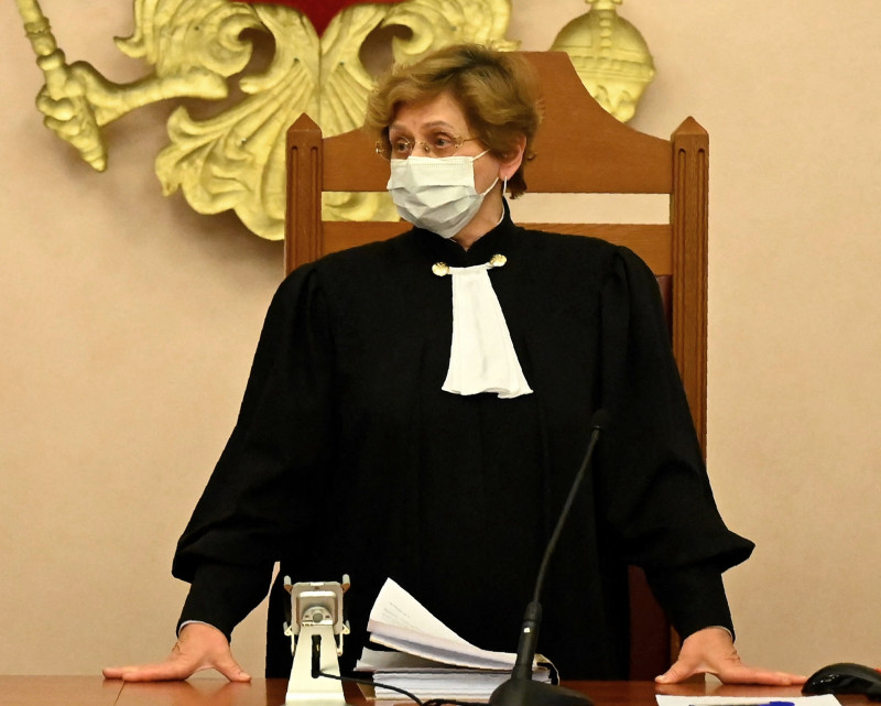 Russian court orders rights group Memorial to close