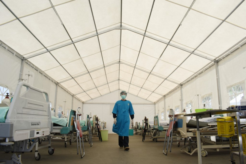 Indonesia readies over 1,000 hospitals for possible Omicron surge