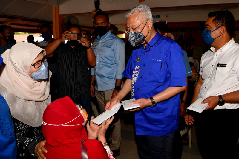 Cash aid for flood victims to be fully distributed by week’s end: Ismail Sabri