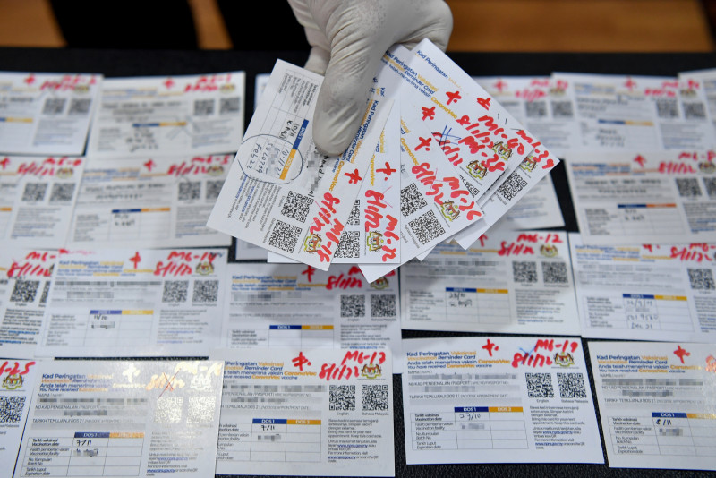 Fake vaccine certs for sale: cops foil doctor’s syndicate