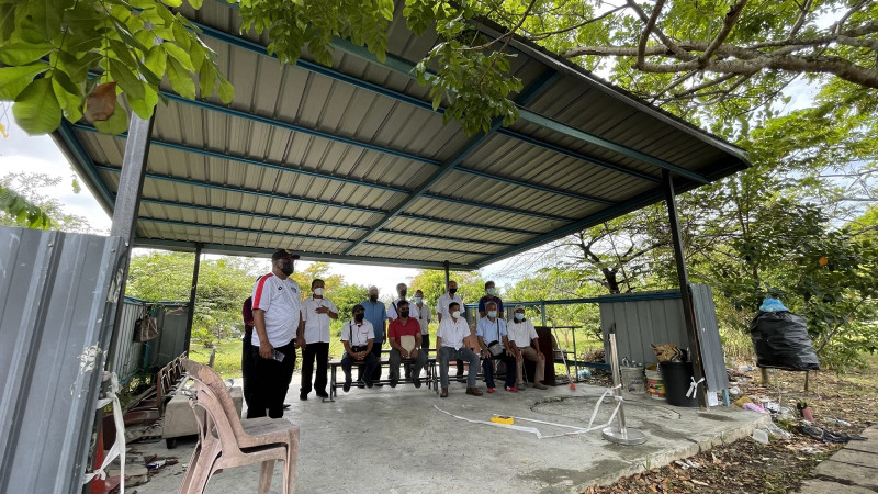 KKIA cab drivers demand resignation of Sabah licensing board chairman