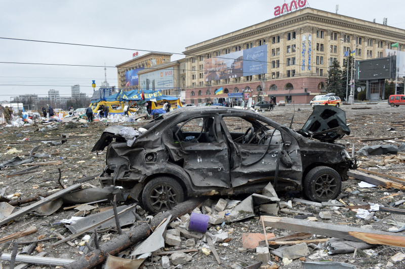 Ukraine says civilians killed in fresh Russian shelling