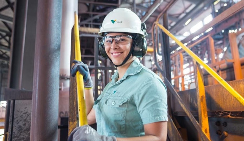 Winds of change: women as miners