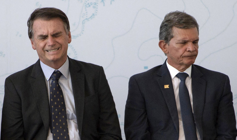 Bolsonaro sacks Petrobras head amid rising fuel prices