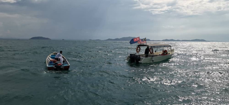 Four foreigners go missing while diving off Mersing