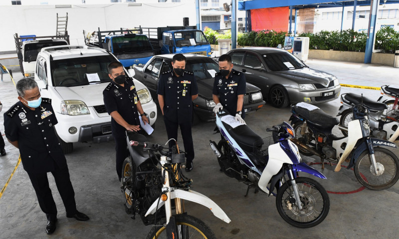 Penang cops bust car theft gang, seize 11 vehicles worth RM150,000