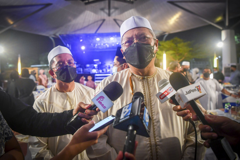 MCMC calling up those involved in Aliff Syukri’s Raya video: Annuar