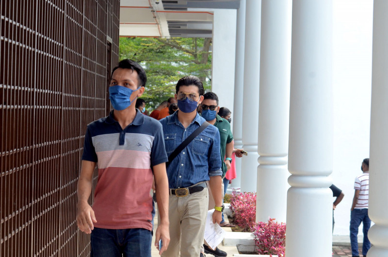 Penang court fines two men RM100 each for firing homemade PVC cannon by roadside