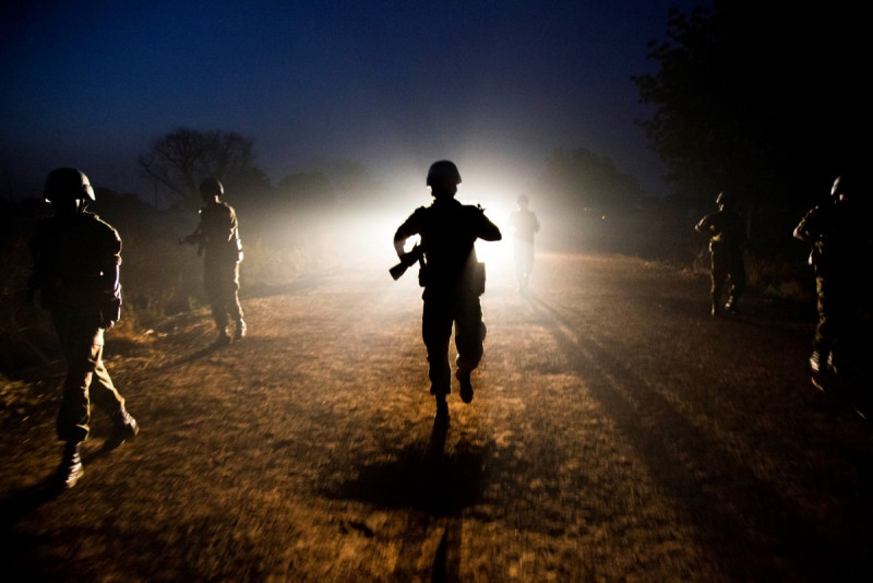 Fighting enters third week in Sudan despite new truce