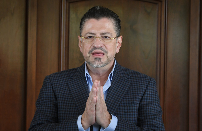Costa Rica’s president-elect apologises for sexual harassment