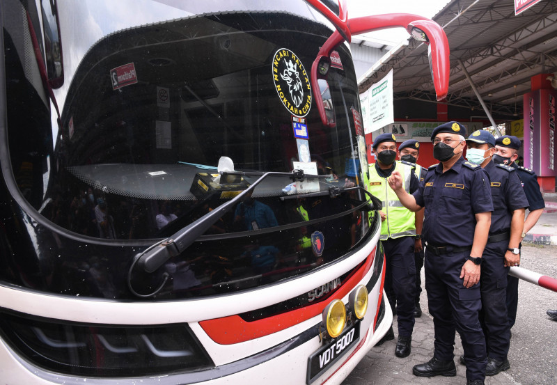 RTD personnel to go undercover as passengers on express buses