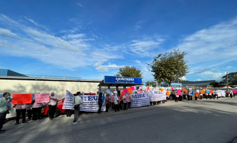 Only up RM5 every year: factory workers protest 33 years of paltry pay