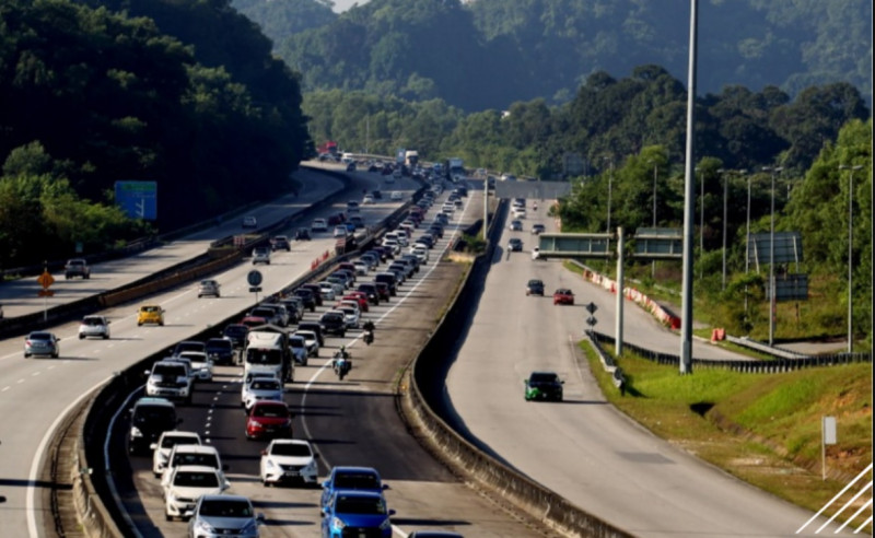 Over 2 million vehicles expected on Malaysian highways during Hari Raya break