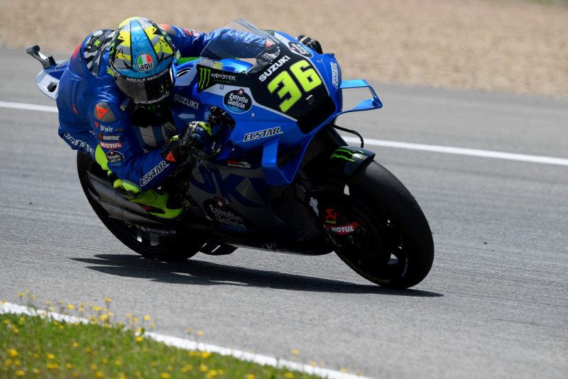 MotoGP tells Suzuki they have to stay and race