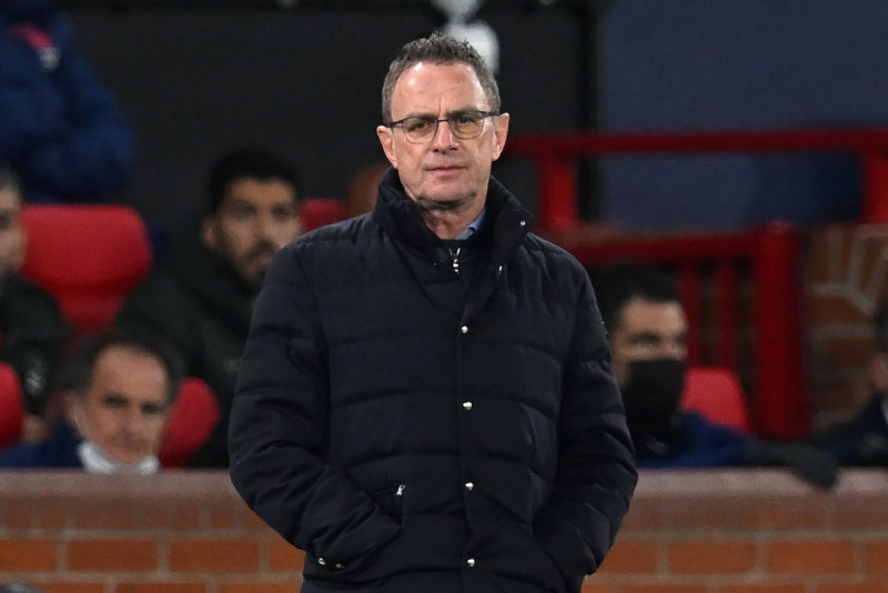 Man Utd stroll takes sting out of fan protest against Glazers