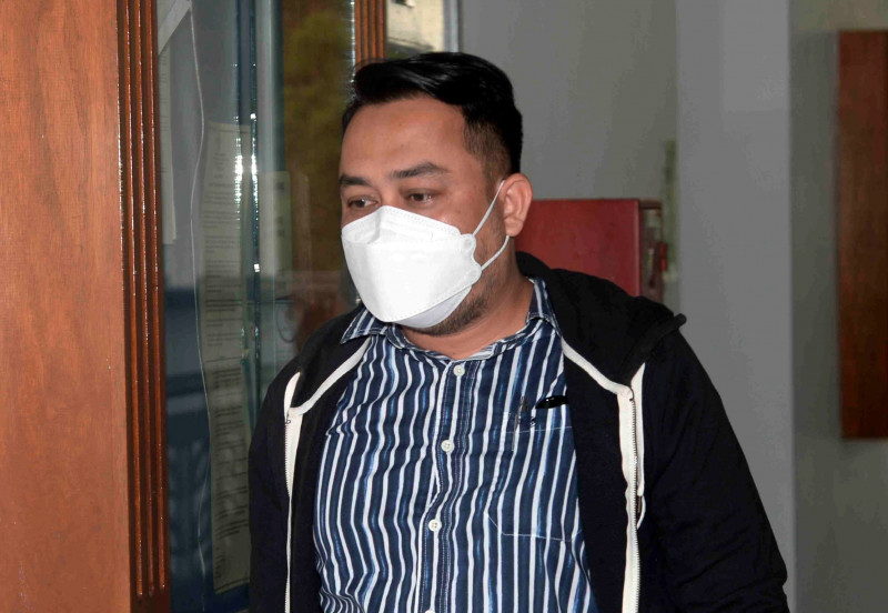 Kedah: sessions court charges ex-police inspector with bribery
