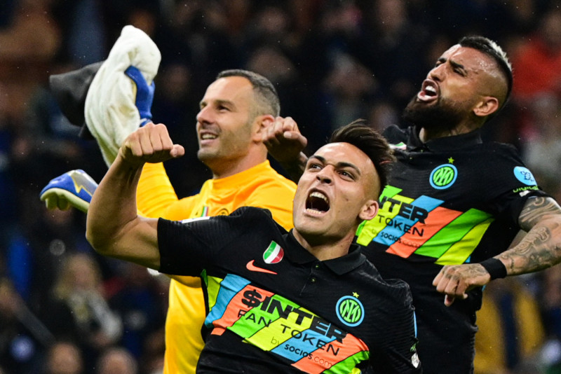 On night of comebacks in Serie A, Inter reclaim first, Juventus collapse