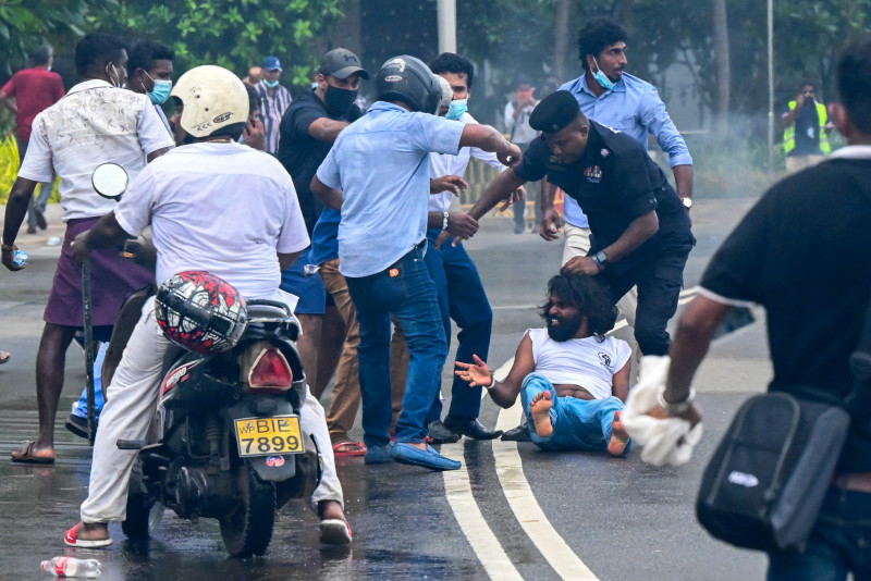 Sri Lanka imposes curfew after violent clashes hospitalise at least 36