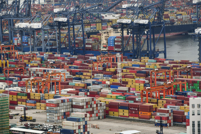 [Image: 20220509-shenzen_china-cargo_containers_...rt-afp.jpg]
