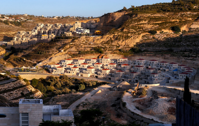 Booking.com issues West Bank warning