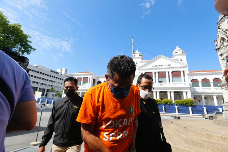 Domestic Trade Ministry officer remanded four days for taking RM3,000 bribe