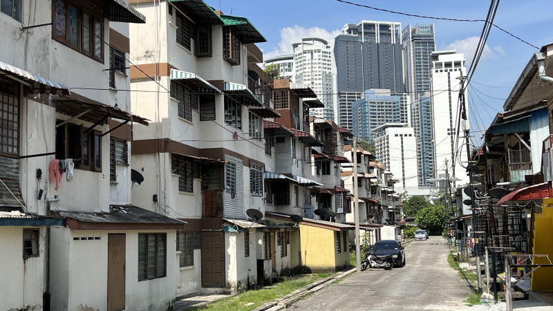 Kg Sg Baru flat residents irate at 310% difference in govt compensation