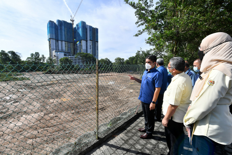 Govt prioritising densely populated areas for new schools: Radzi 