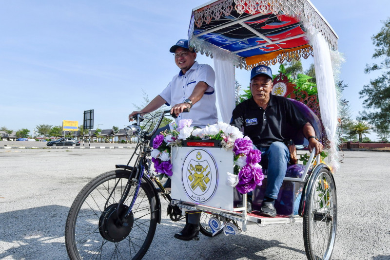 Mosti launches e-Beca to boost T’ganu trishaw industry