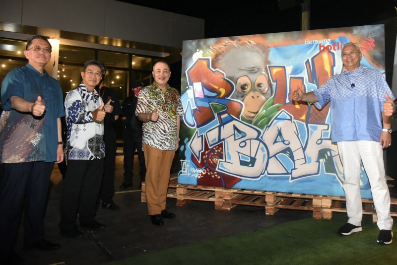Govt to give Sabah top priority in telecoms with RM1 bil allocation: Annuar