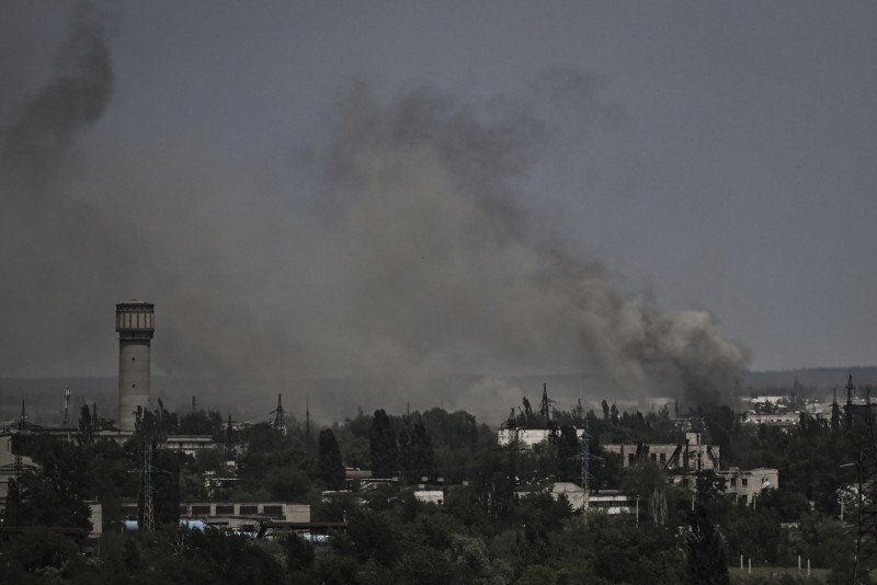 ‘Street fighting’ erupts in Ukraine city Severodonetsk as explosions rock Kyiv