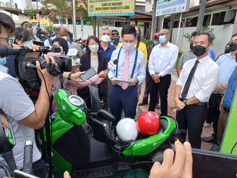 Govt needs to do more to encourage EV adoption nationwide: Zairil