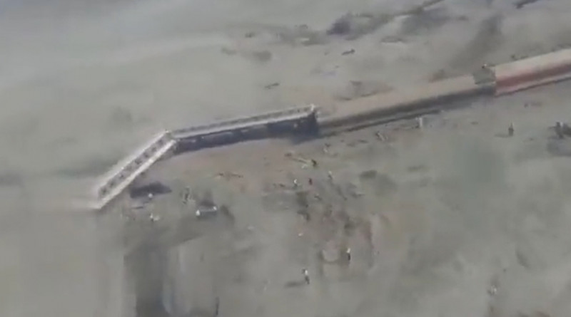 At least 17 killed in train derailment in central Iran